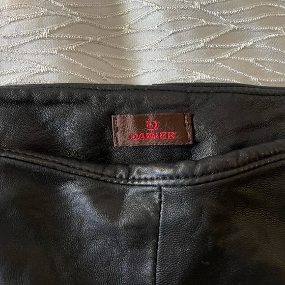 VINTAGE DANIER LEATHER PANTS - Picture 1 of 5